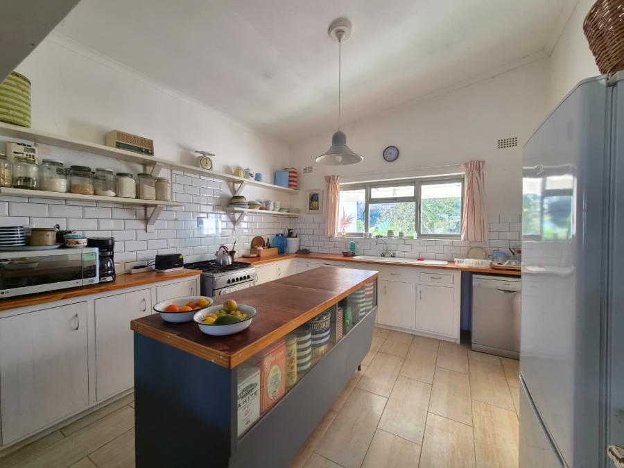 6 Bedroom Property for Sale in Stilbaai Wes Western Cape
